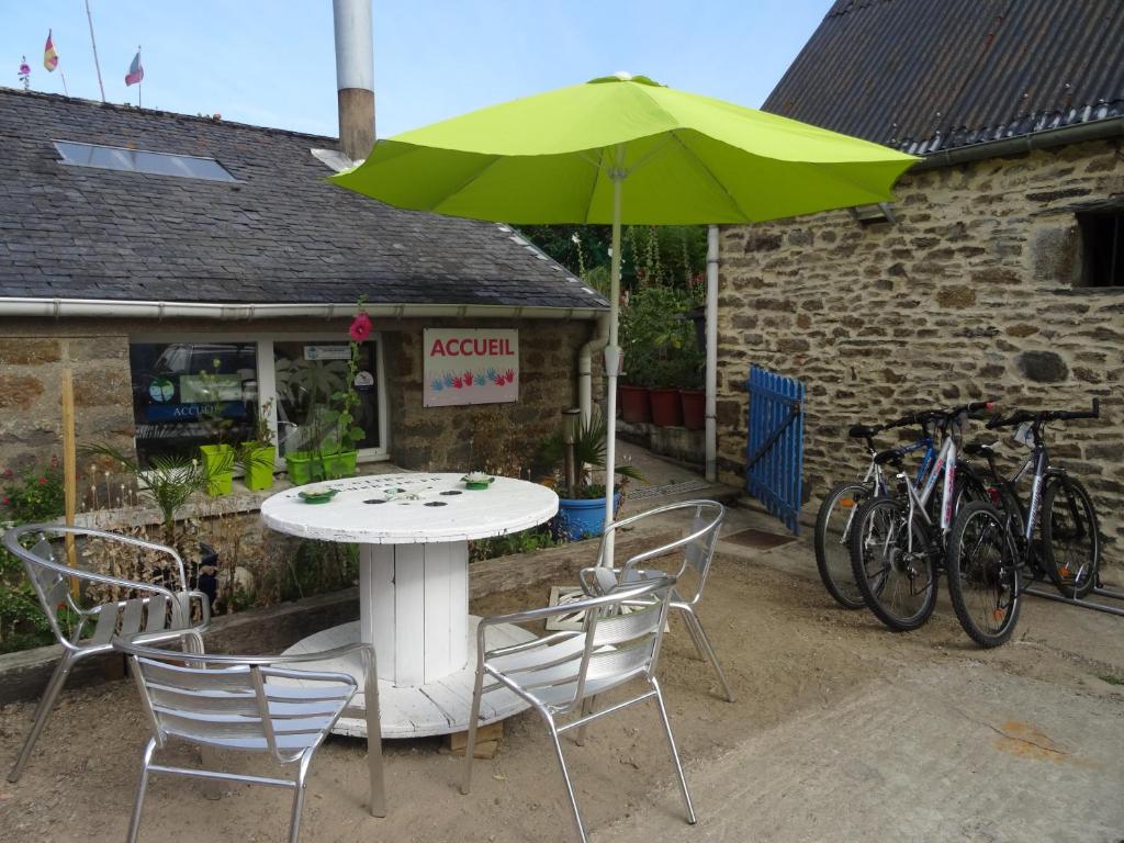 Patio nebo venkovní prostory v ubytování Studio "LA MEDINA", PISCINE dès le 12 juillet, JARDIN BOTANIQUE, COMMERCES &MER