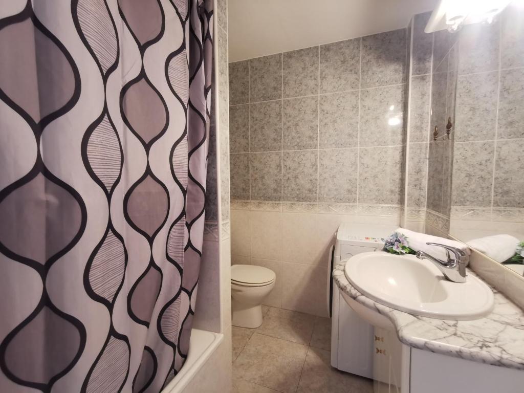 Fotografie z fotogalerie ubytování Villascosette apartamento elypalace 3 7 v destinaci Platja  d'Aro