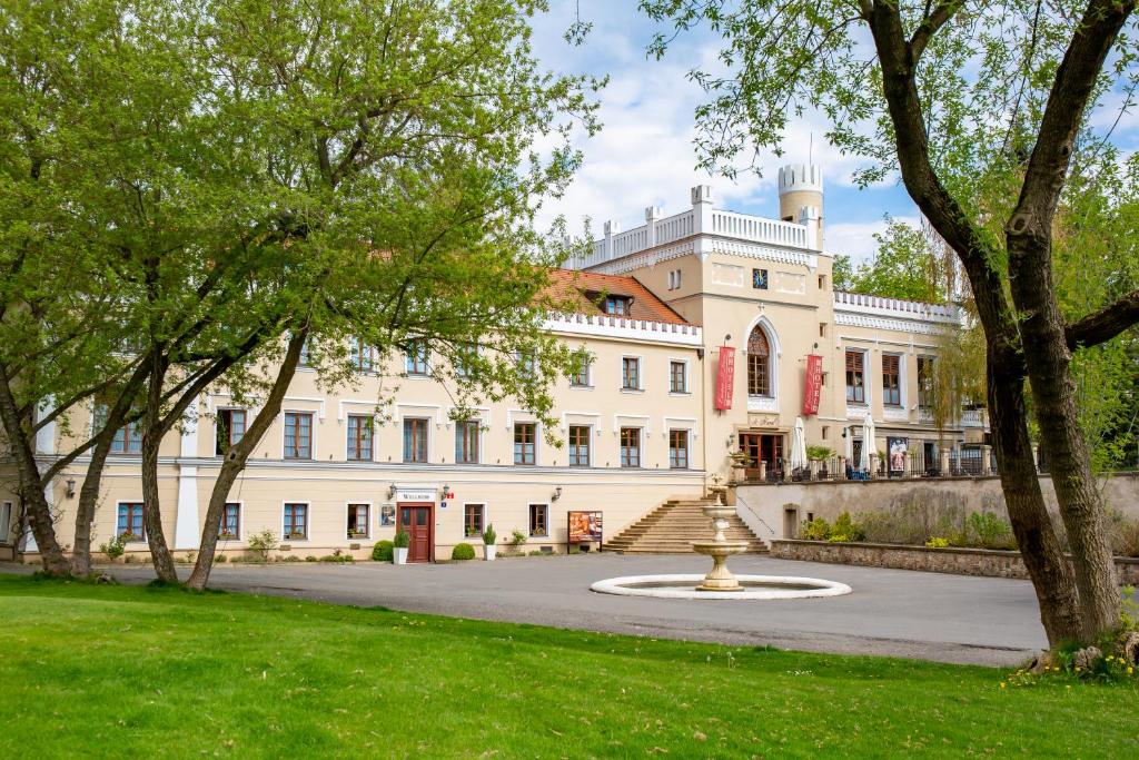 Photo de la galerie de l'établissement Chateau St. Havel - Wellness Hotel, à Prague