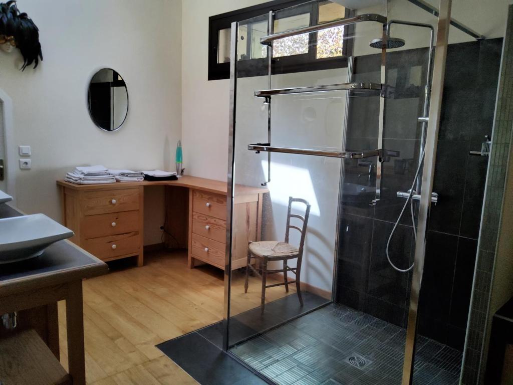 Koupelna v ubytování L,'ATELIER Impasse Esplanade Michelet