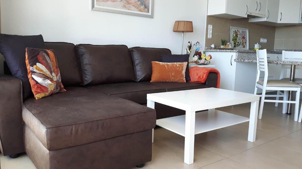 Kuchyňa alebo kuchynka v ubytovaní Apartamentos Liszt