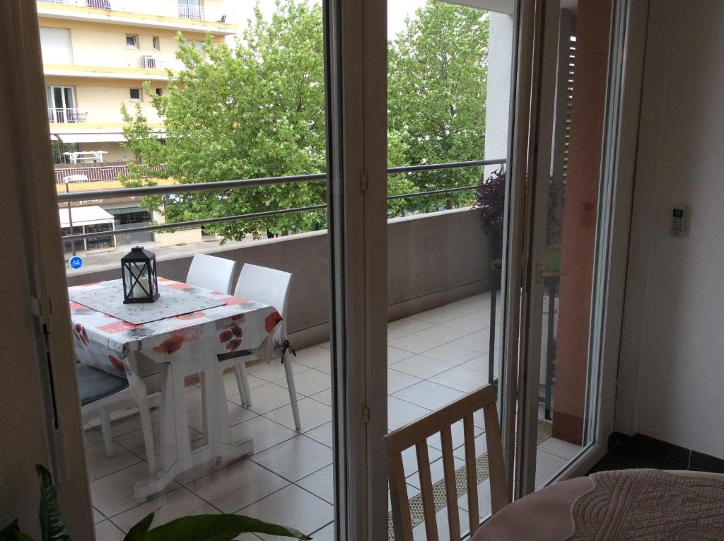Balkón alebo terasa v ubytovaní Bord de mer