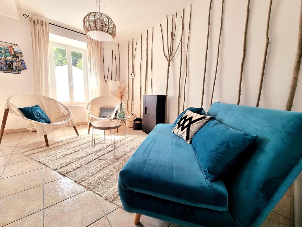 La Tiny proche lac et forêt - Maison D'une Chambre