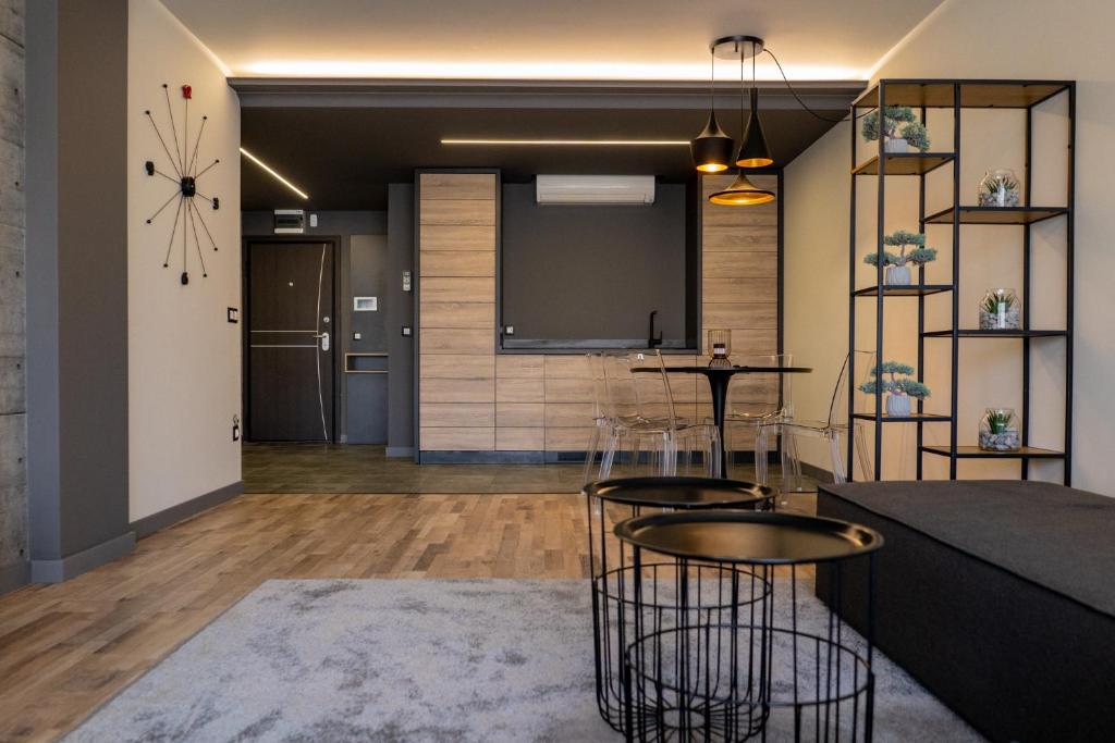 City Art Luxury Living