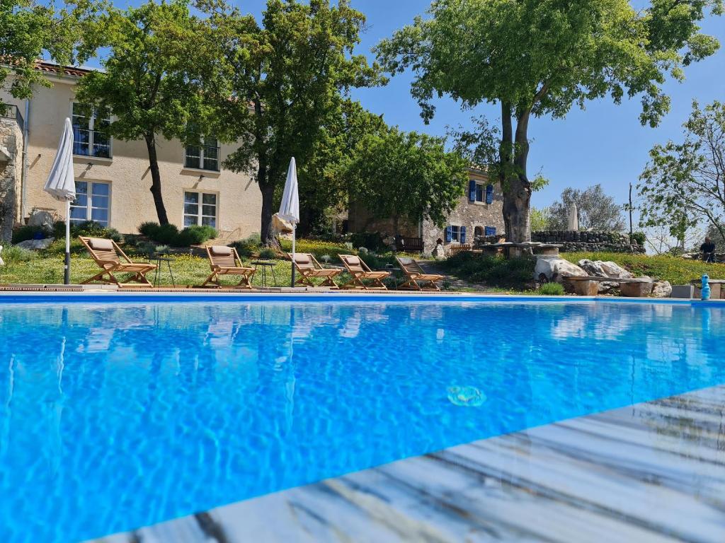 Bazén v ubytování Boutique Resort OSMA - Adults Only nebo v jeho okolí