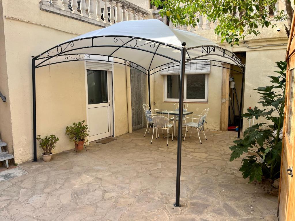 Un patio o zona al aire libre en Cal Pere de L'Onclet