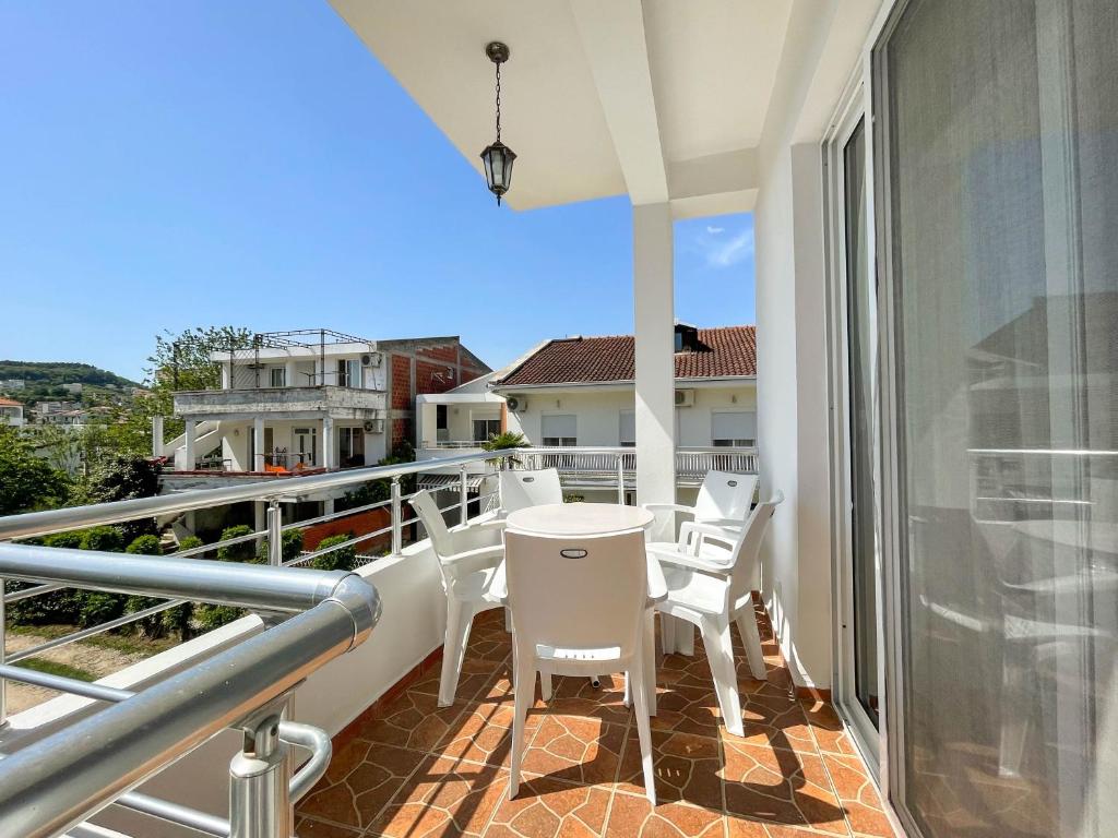 Balkón nebo terasa v ubytování B&B Lovac Hasa 2