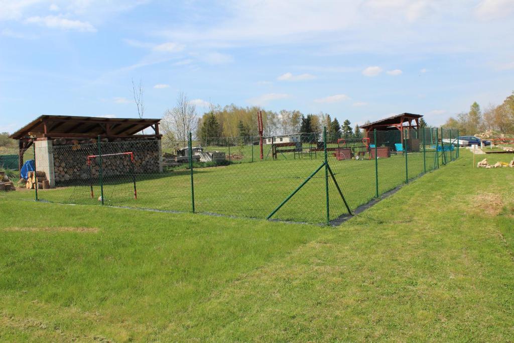 Herní místnost nebo prostor pro děti v ubytování Dřevěný anděl