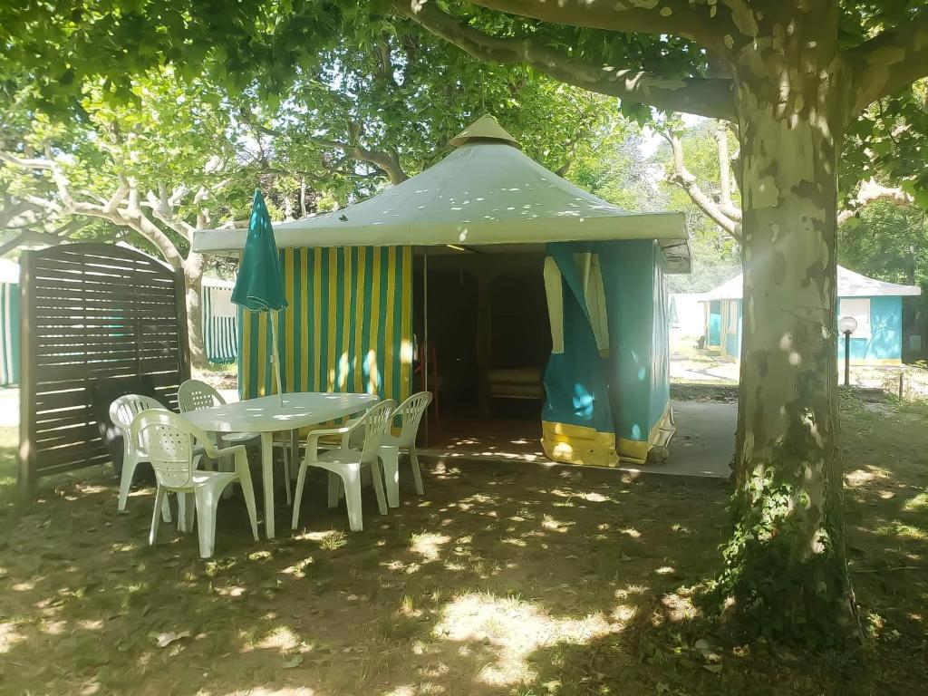 Le Moulin D'onclaire Camping et chambres d'hôtes - Error