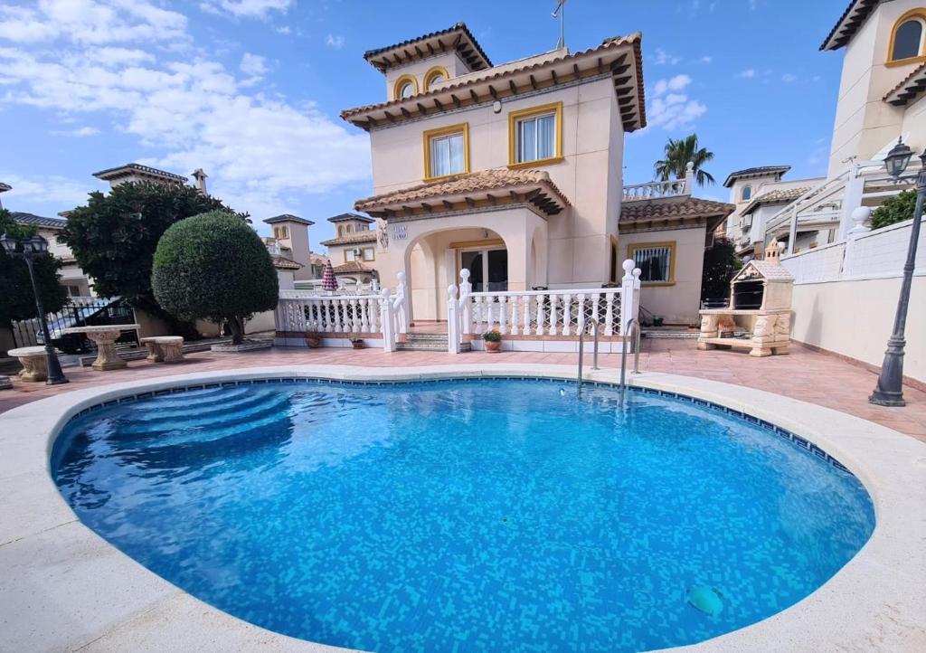 Booking.com: Villa JAMAR 3 bedrooms with private pool ...