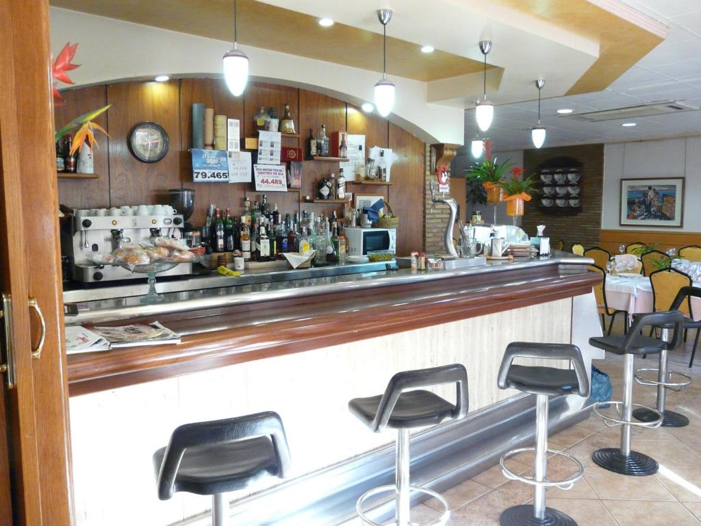 Lounge nebo bar v ubytování Hotel Guillermo II