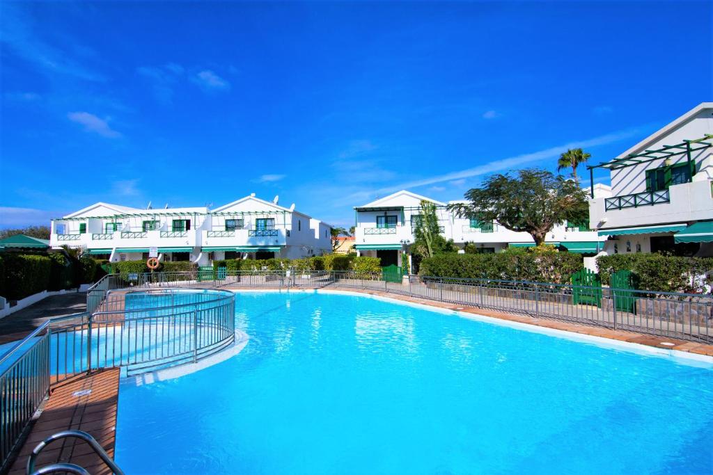 Bungalow Parque Gaviota 4 by Homestaygrancanaria