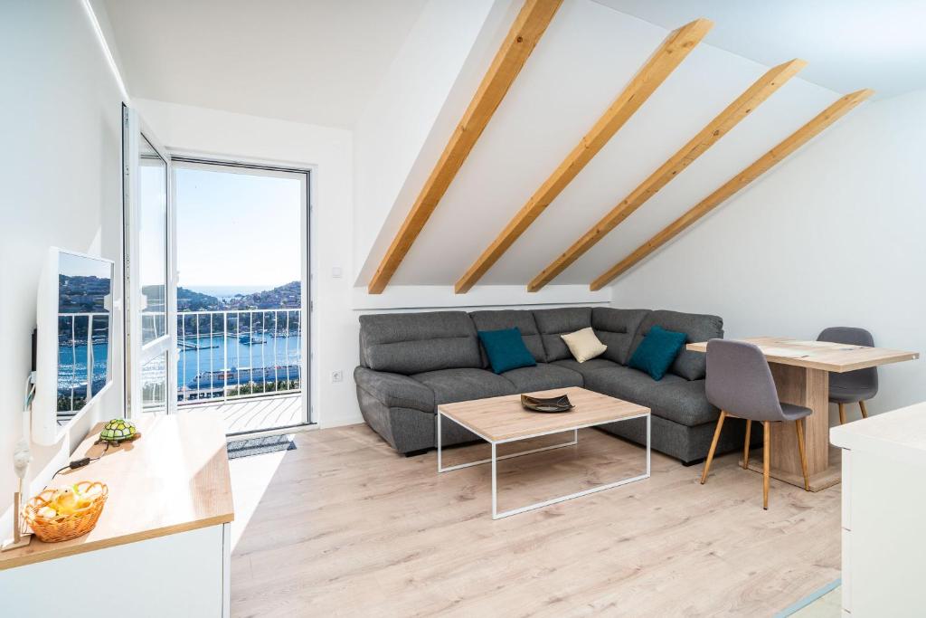 Posedenie v ubytovaní Apartmani Kralj