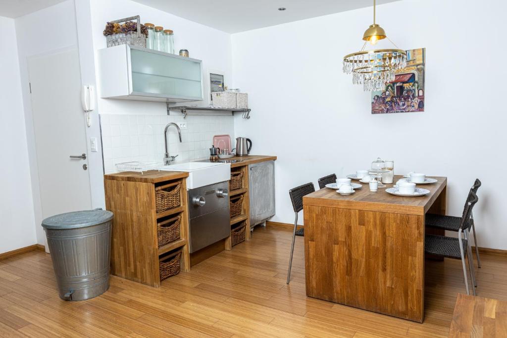 Piran Holiday Apartments in the city center - One-Bedroom Apartment With Balcony