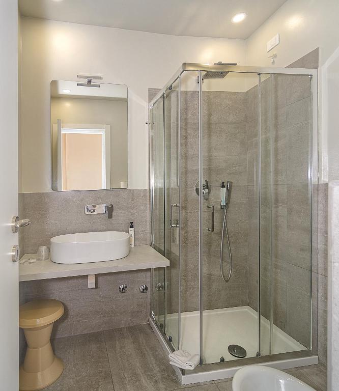Hotel Ambra - Double Or Twin Room With Balcony