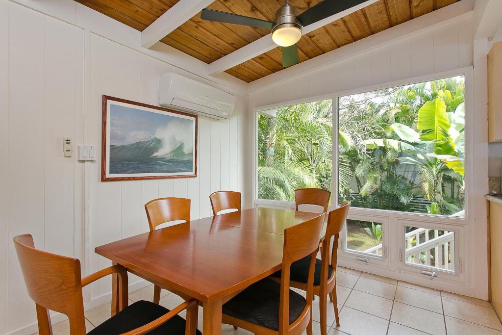 Fotografie z fotogalerie ubytování Waimea Bay Shoreline House v destinaci Haleiwa