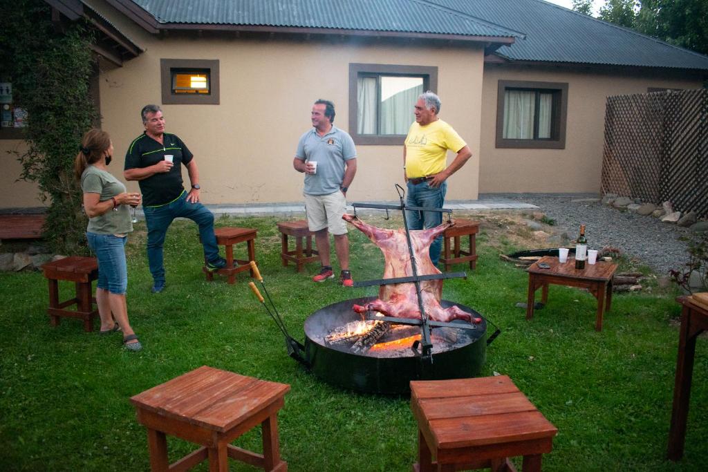 Gril pre hostí v chate v prírode