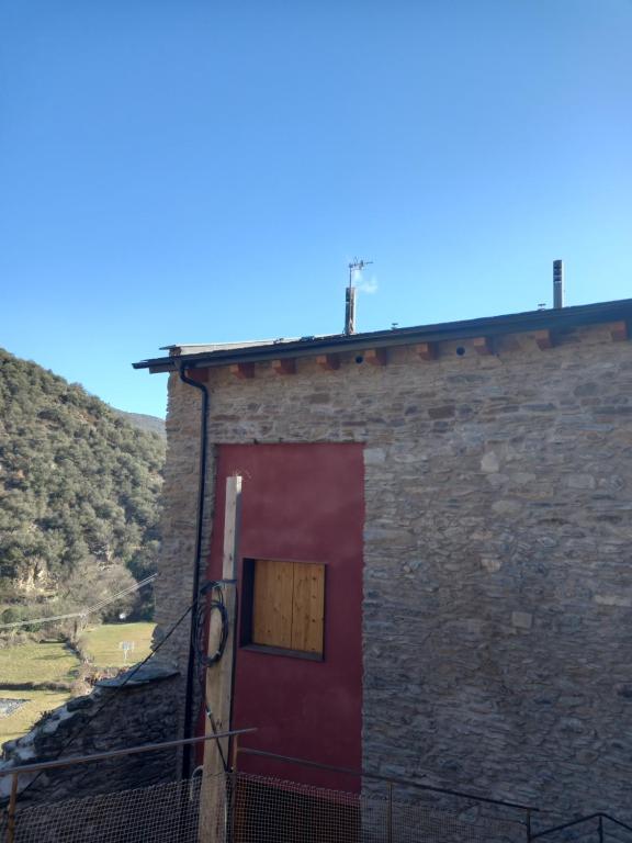 Casa rural de alta montaña en los Pirineos Cal-Cavale (España ...
