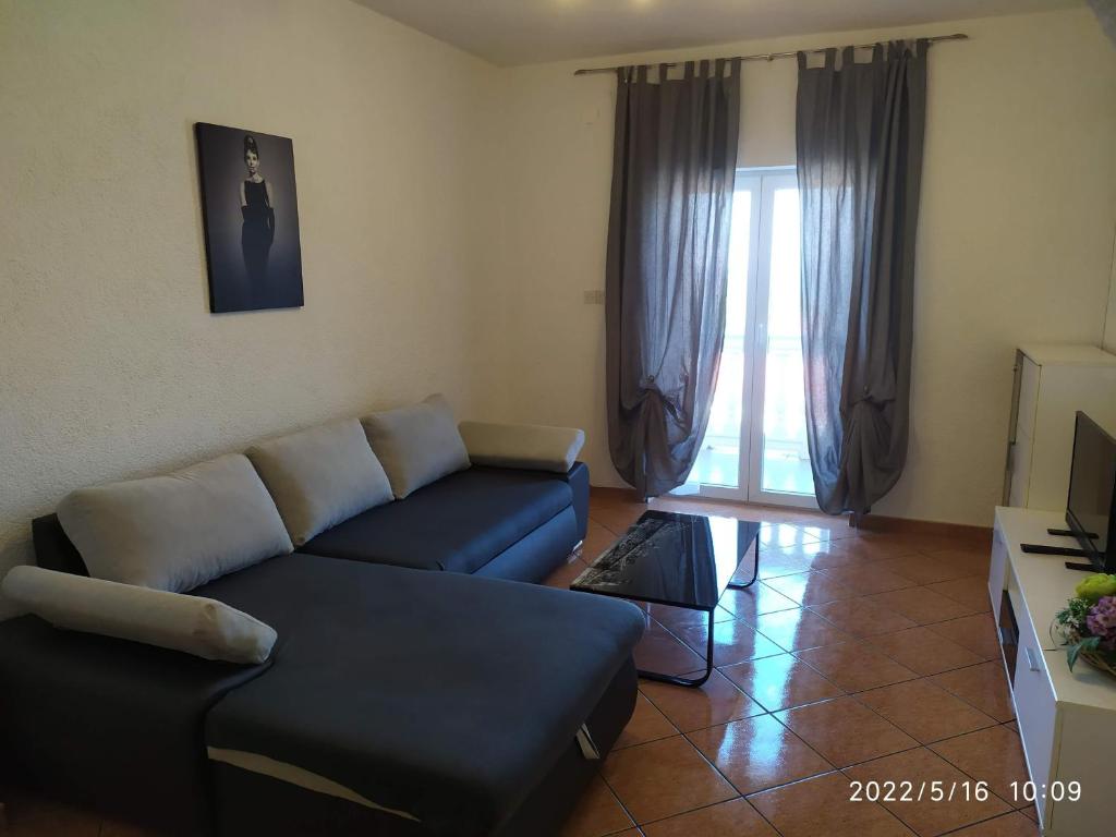 Posedenie v ubytovaní Apartments and room Suza