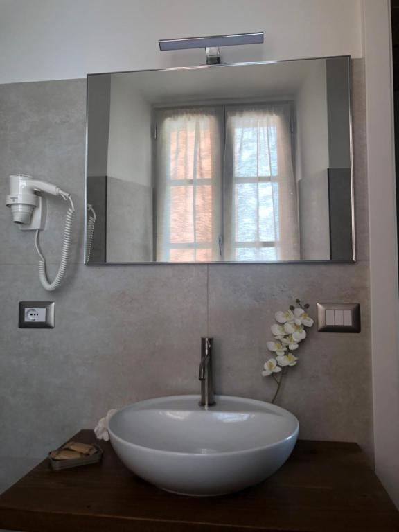 Koupelna v ubytování B&B La Loggia e L’Orologio