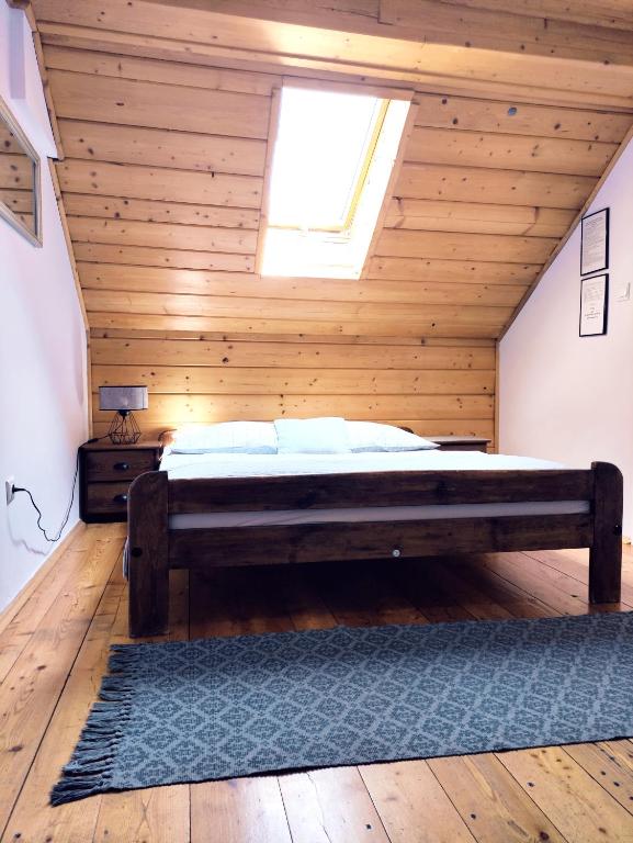Podkowa - Double Room With Private Bathroom
