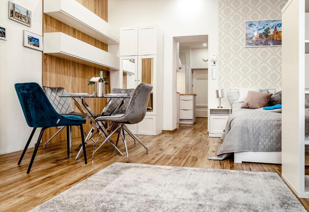 Posteľ alebo postele v izbe v ubytovaní Bellini Apartment