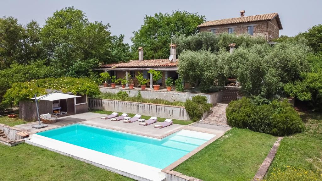 The swimming pool at or close to Tenuta Colle Sala - Country House & Suite "The Villa"