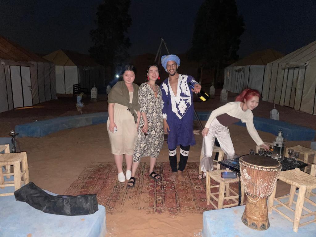 Hosté ubytování Merzouga Paradise Luxury Camp