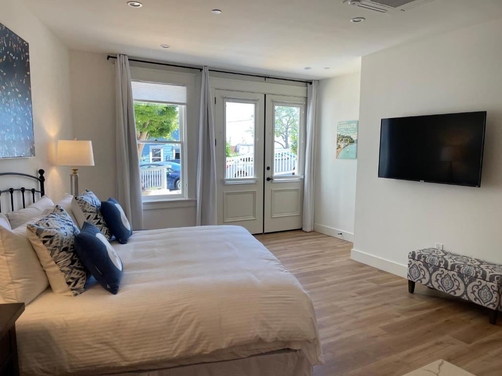 The Gables Inn Sausalito - Deluxe King Room