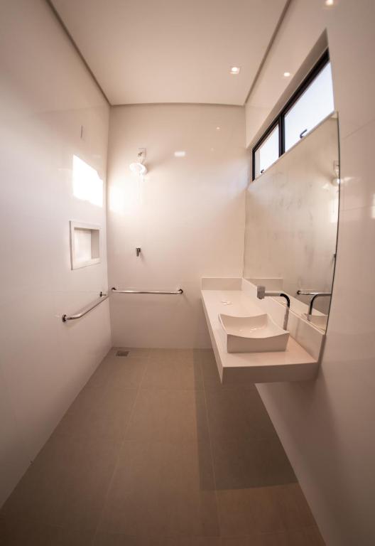 Hotel Du Valle - Salinas - MG - Doppelzimmer - Zugang Zur Behinderung