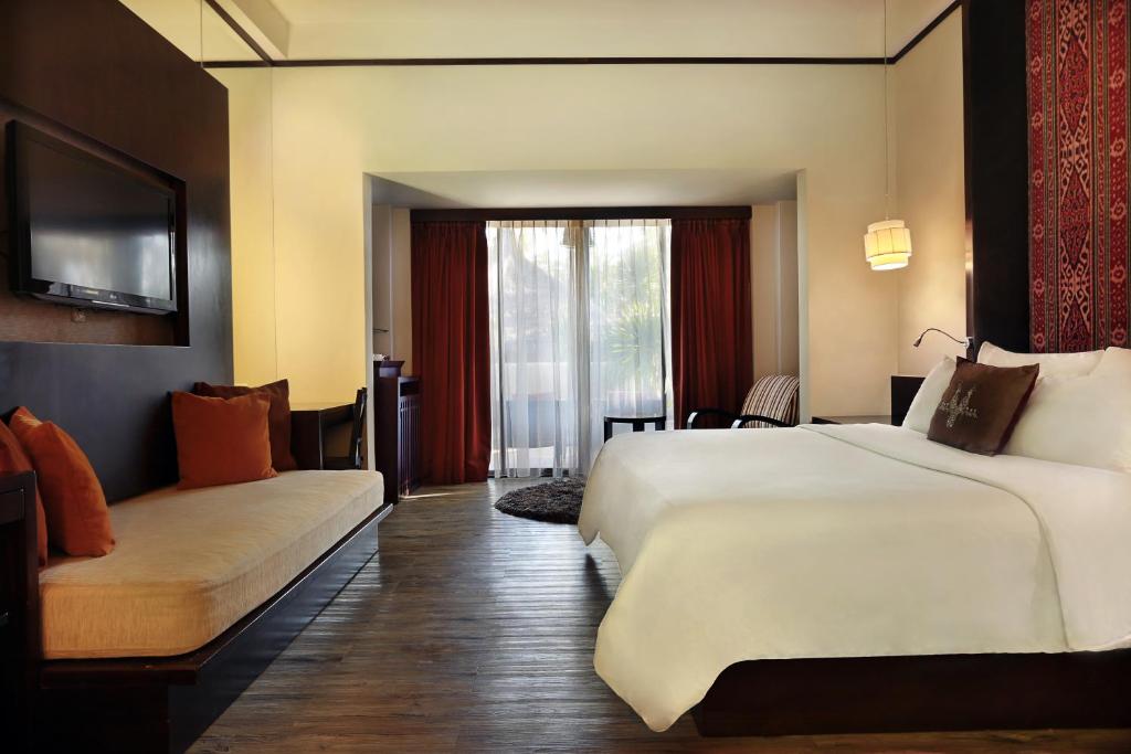 Novotel Lombok Resort & Villas - 11