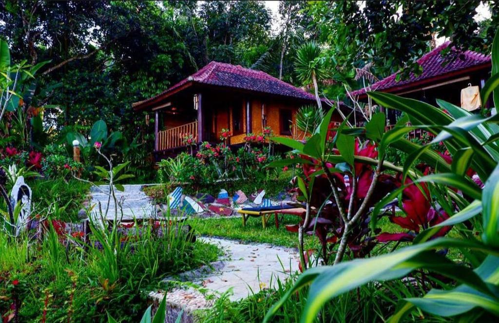 Sky garden Lombok, Tetebatu – Updated 2024 Prices