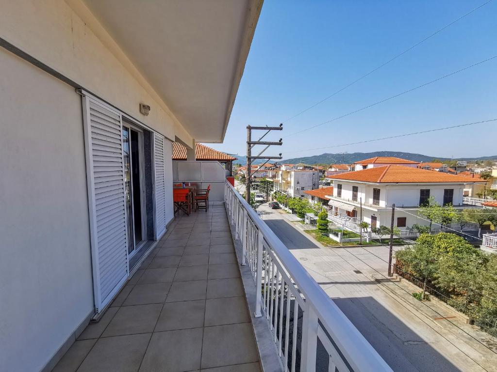 Balkón nebo terasa v ubytování George Laz Rooms Nea Vrasna