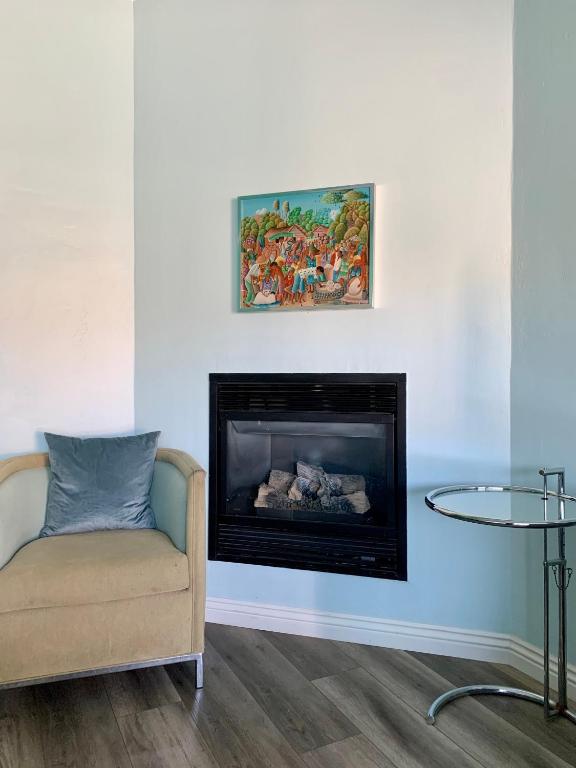 Inn at East Beach - Room King Superior Con Chimenea