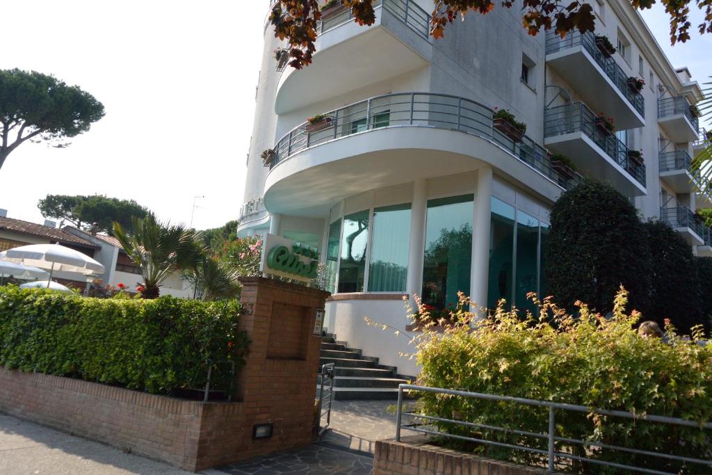 Budova, kde se hotel nachází