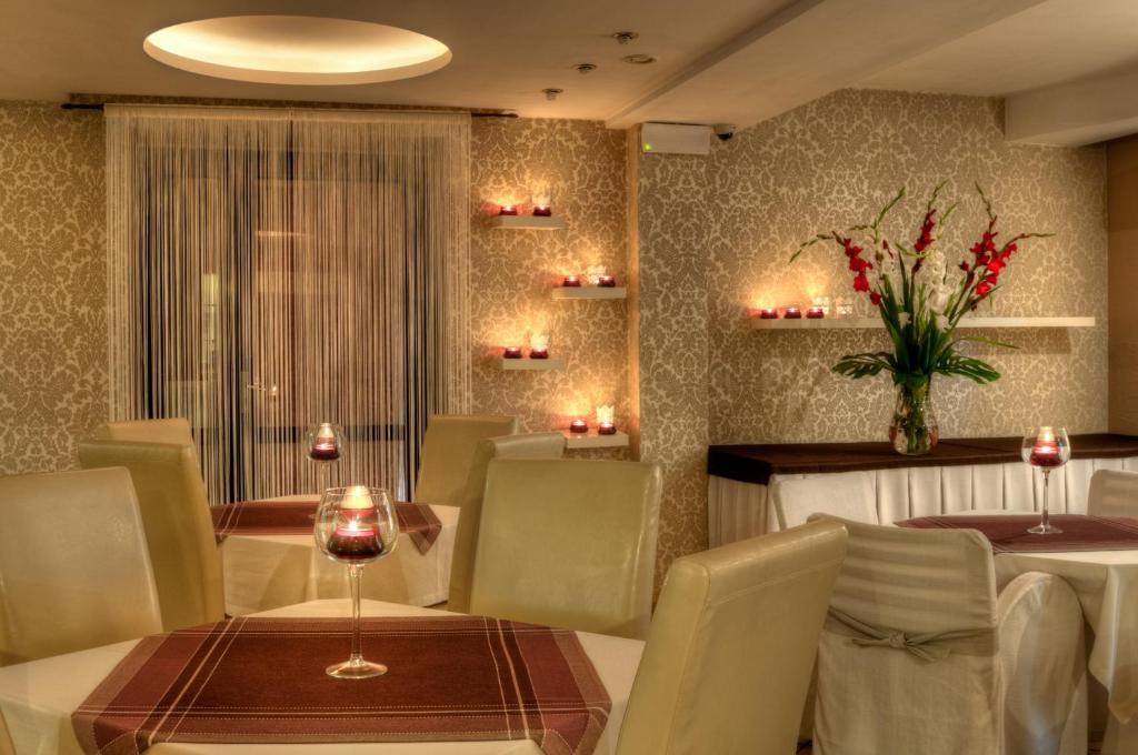 Posedenie v ubytovaní Hotel Petrus