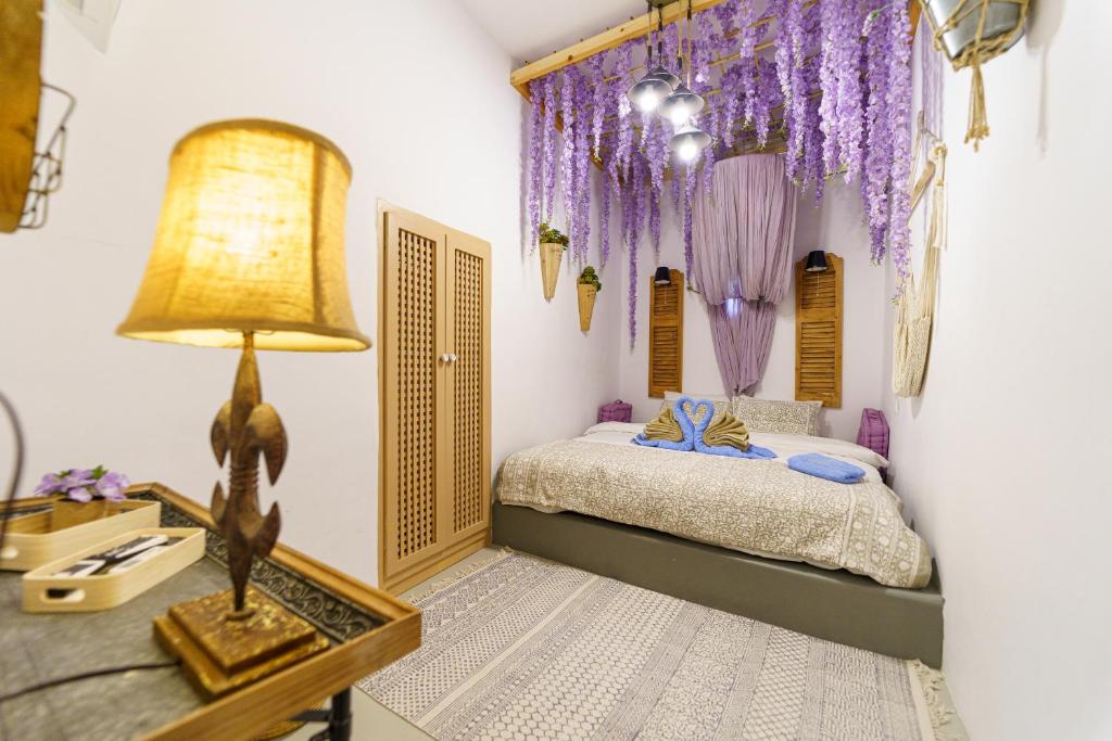 Ліжко або ліжка в номері ROCK VILLAS COMPLEX - Private Luxe Top Retreat - Castle and Sea View