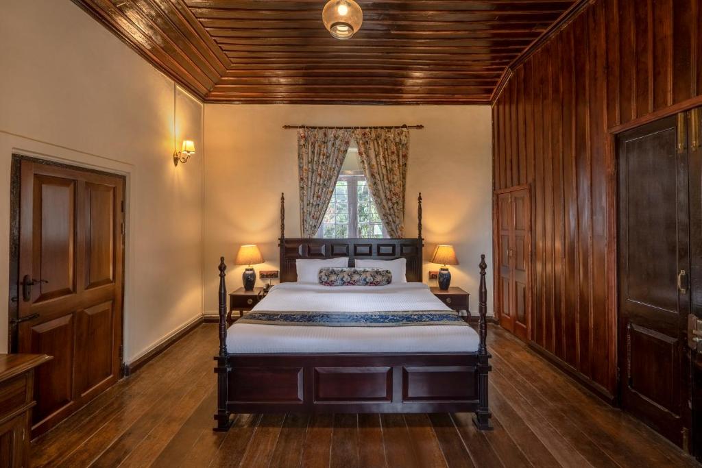 Postel nebo postele na pokoji v ubytování Sterling Park Kalimpong
