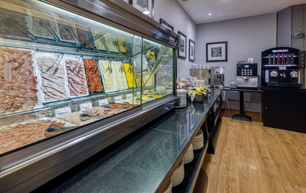 Virgen de los Reyes - Resim 16