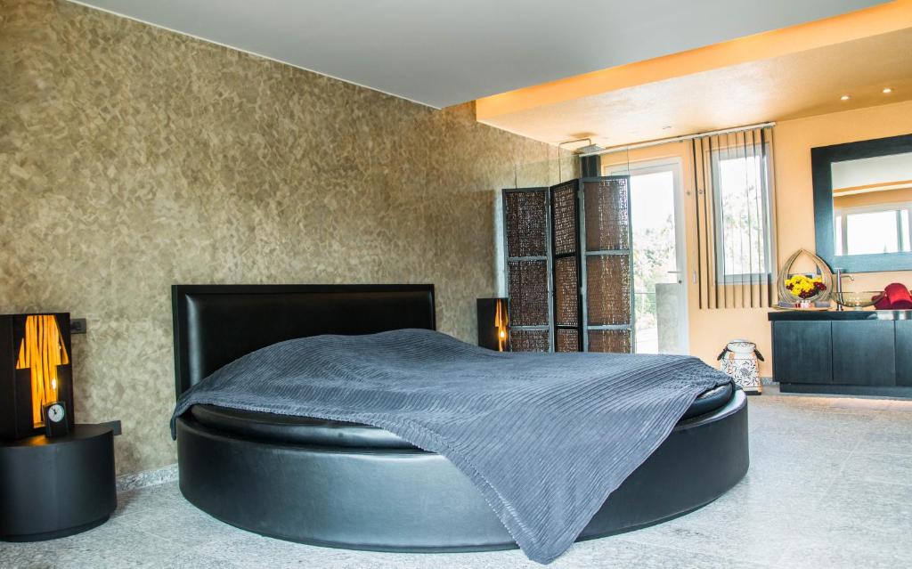 Shambhala Beach Resort - 11