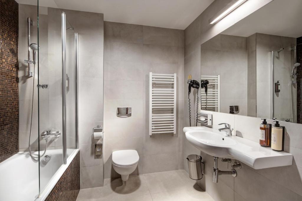 Koupelna v ubytování Clarion Hotel Prague Old Town