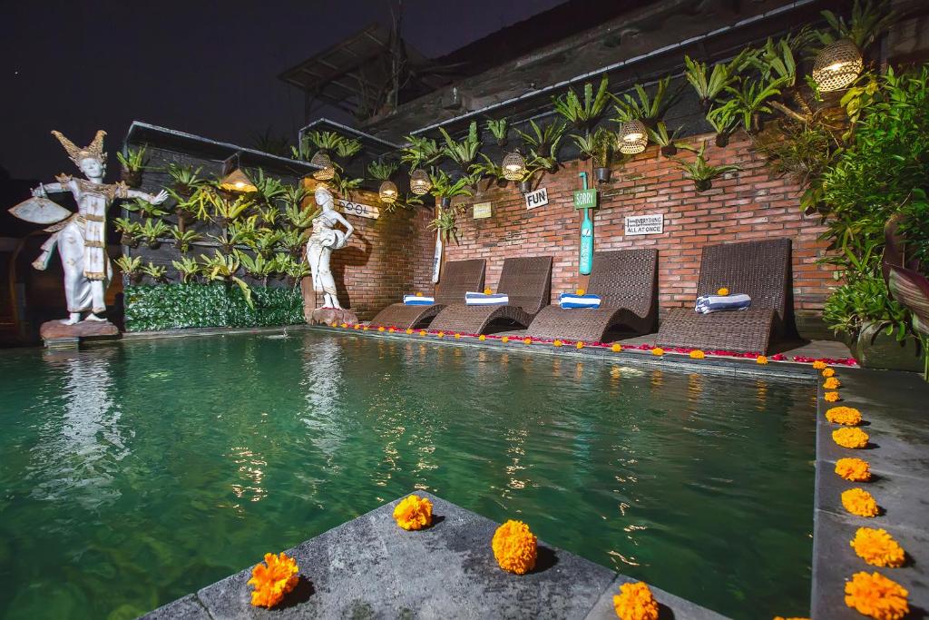 Bazén v ubytování Ubudku Villas nebo v jeho okolí
