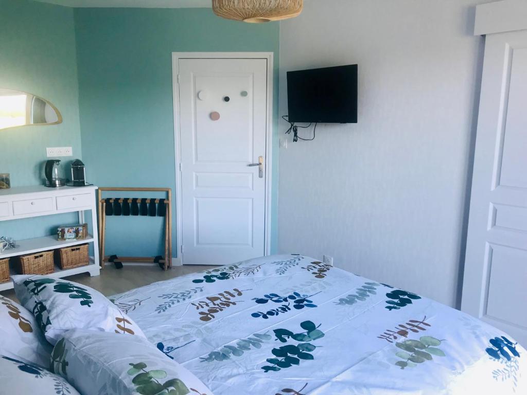 Au petit bonheur de Claire et Jo - Chambre Lit Queen-Size Avec Vue Sur Jardin