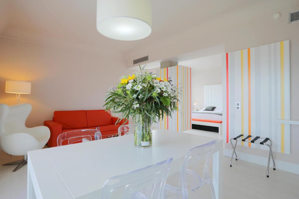 Hotel Chamartin The One - Resim 24