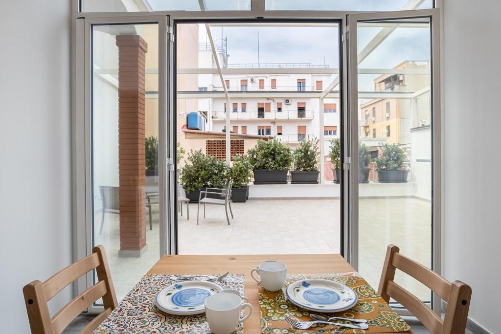 Balkon lub taras w obiekcie Le Cinque Stanze Palermo Room&Breakfast