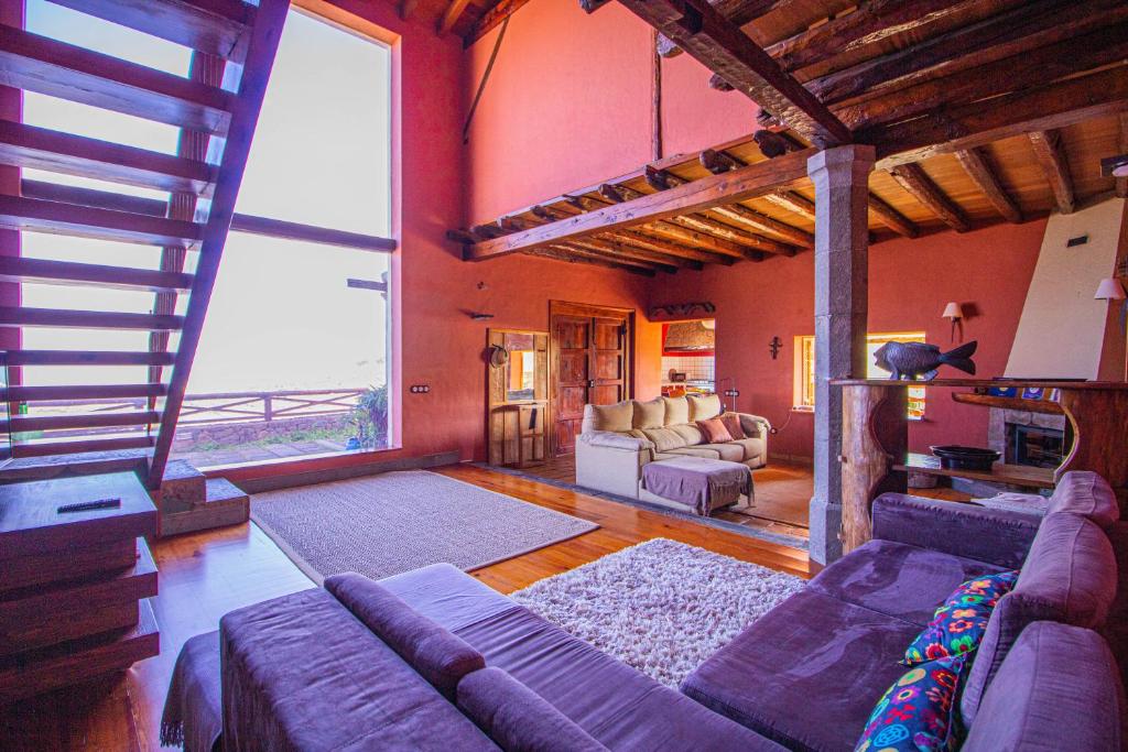 Posezení v ubytování Mountain Hideaway House in Moya