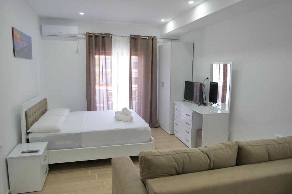 Ledio Apartments - Image 2