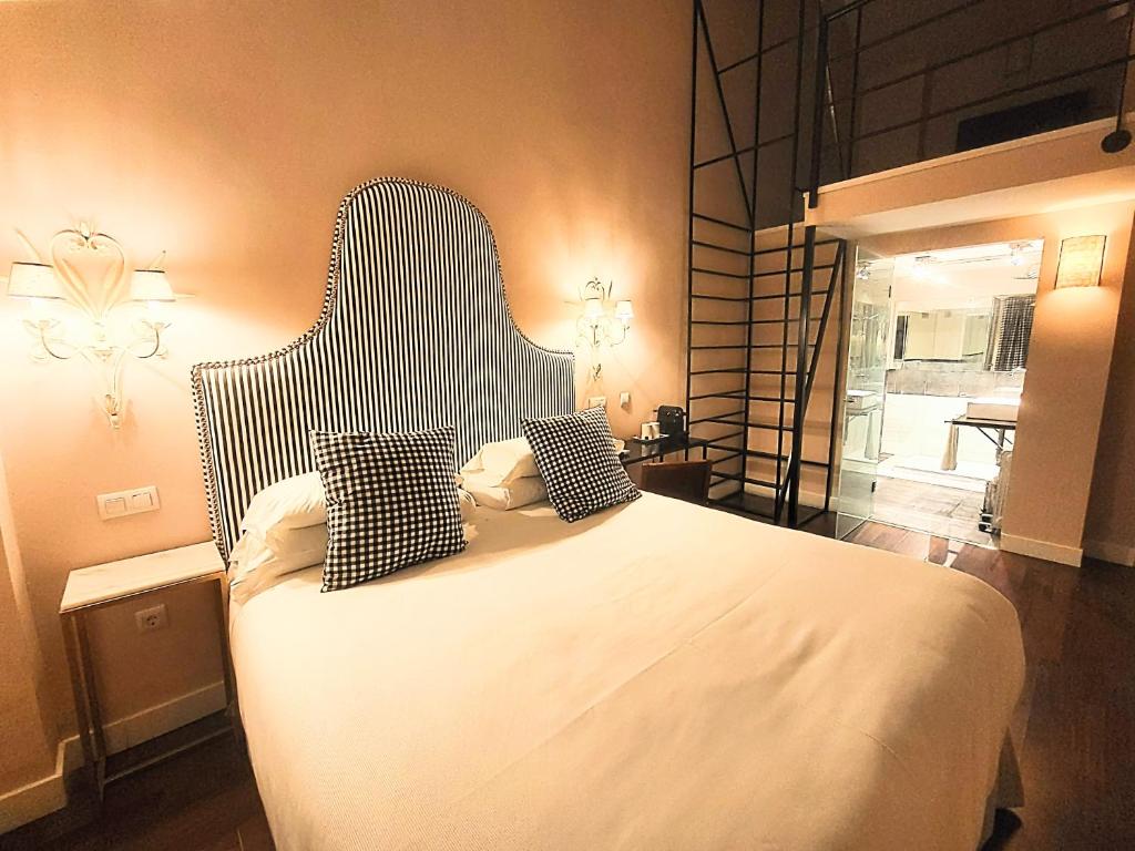 Hotel Carmen Boutique - 8