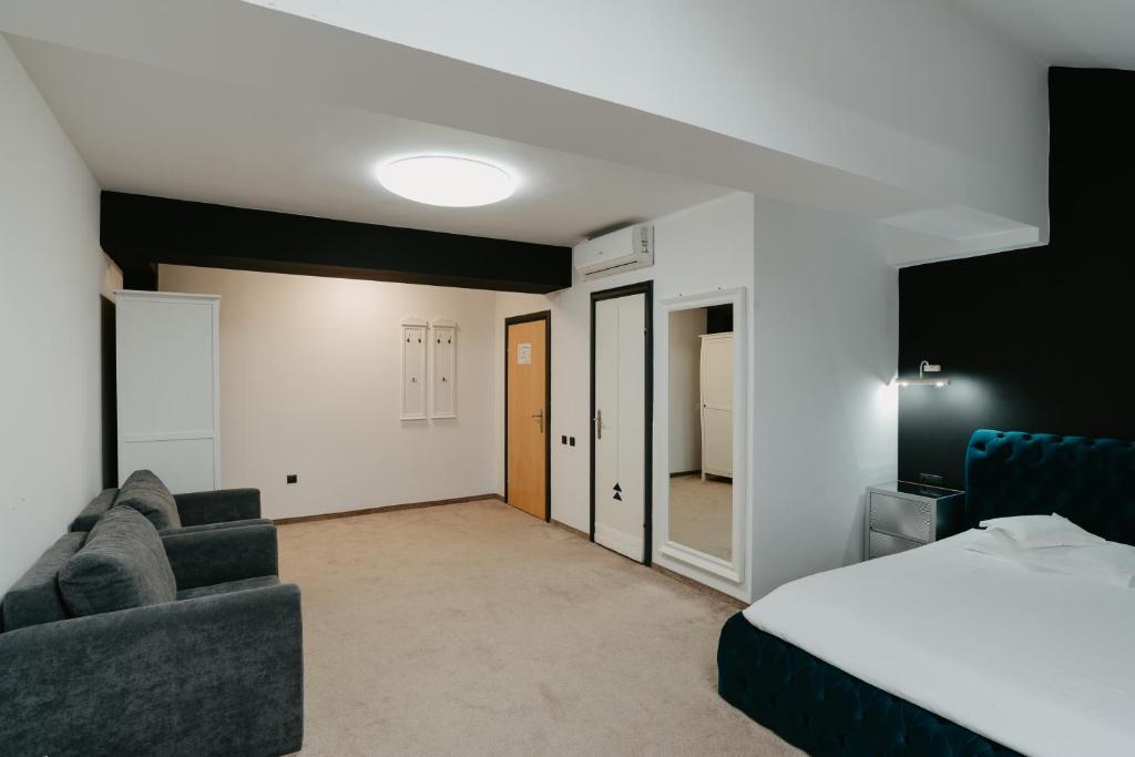 Fullton Central - Resim 20