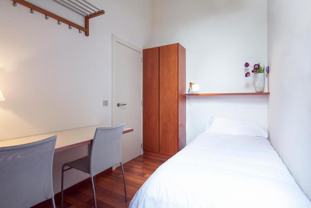 Inside Barcelona Apartments Mercat - 14